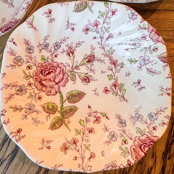Set of 3-Johnson Brothers, 1930’s Rose Chintz Collection-Coupe Cereal Bowls-7.5” - Picture 2 of 10